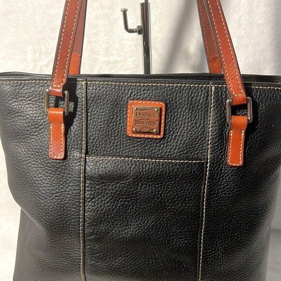 Dooney & Bourke Small Lexington Black Pebbled Grain Leather Tote - COA - EUC - Picture 1 of 13
